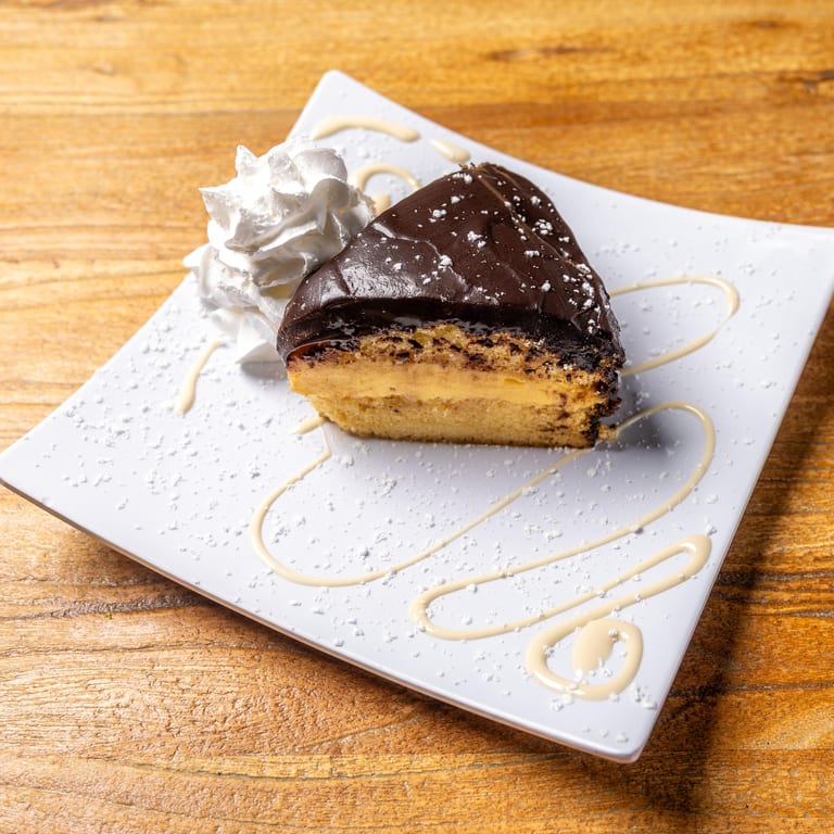Delicious Boston Cream Pie